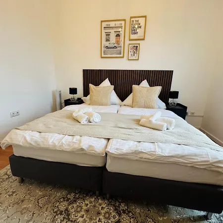 3-raum-city-apartment Ost-5 Appartamento *