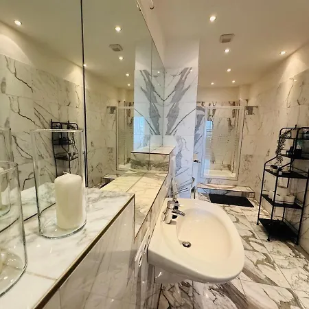 3-raum-city-apartment Ost-5 Appartamento *