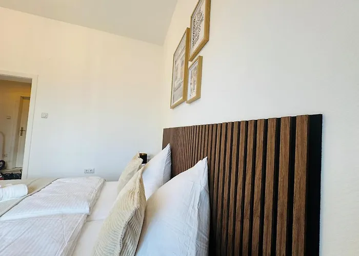 Apartment 3-raum-city-apartment Ost-5 *