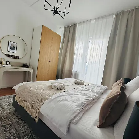 3-raum-city-apartment Ost-5 *